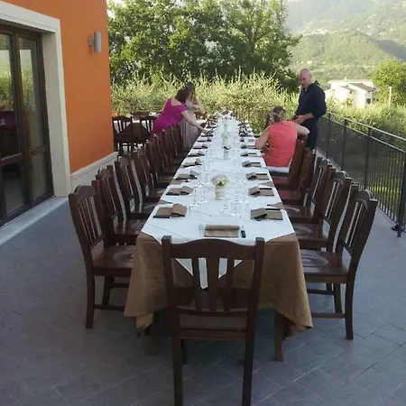 Santa Giusta בית חווה Picinisco