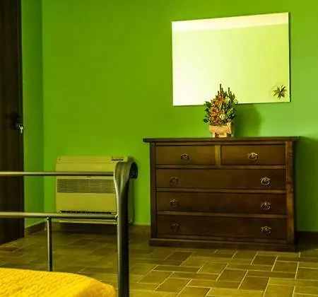 בית חווה Santa Giusta