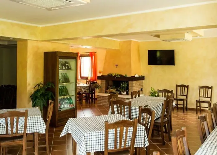 Lantgård Santa Giusta Picinisco