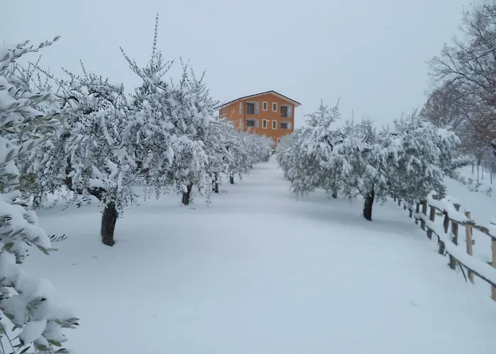 Santa Giusta Lantgård